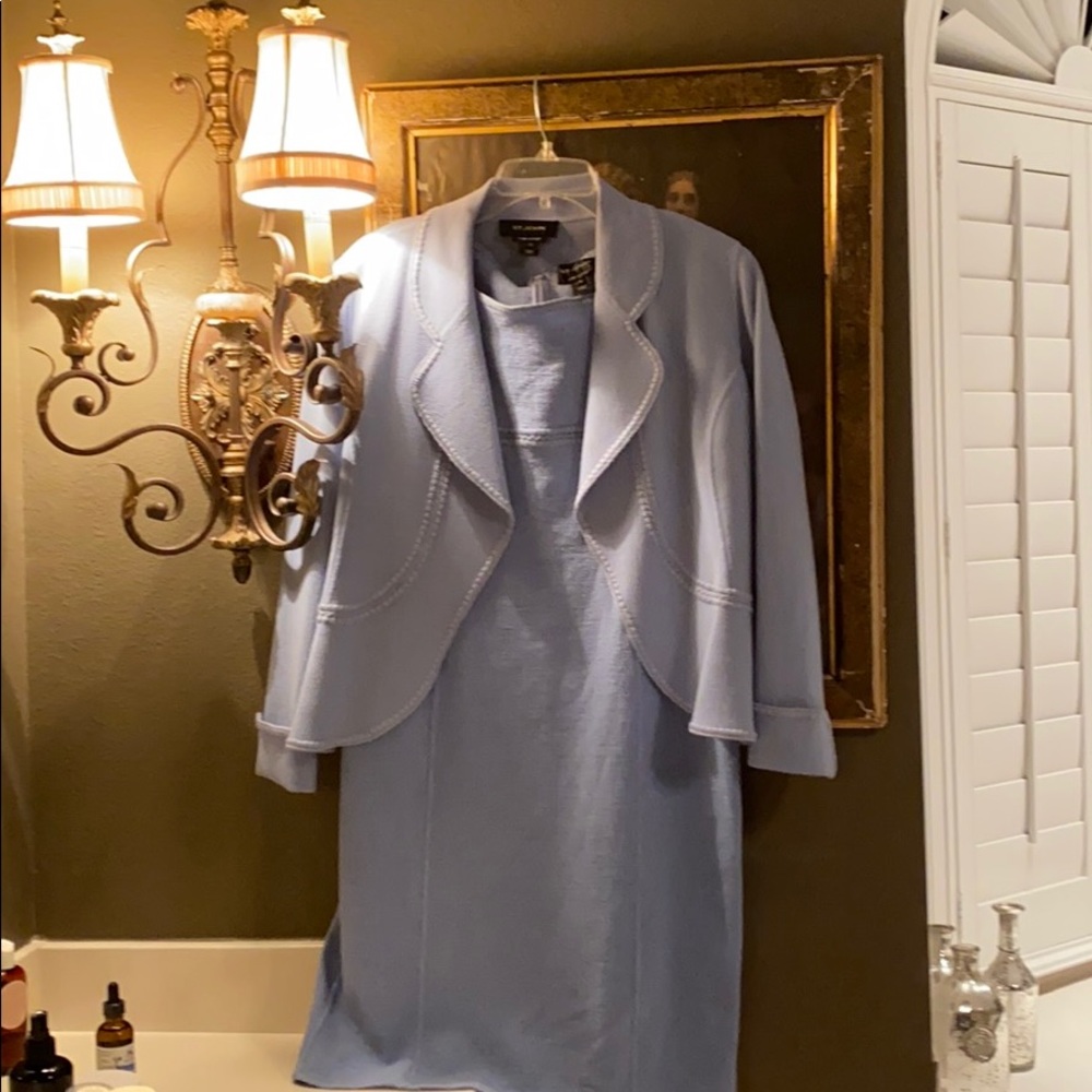 St John 2 piece dress in baby blue